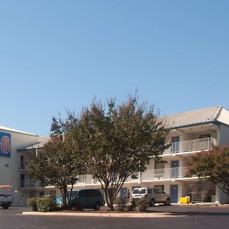 Motel 6-Raleigh, Nc - Cary Exterior photo
